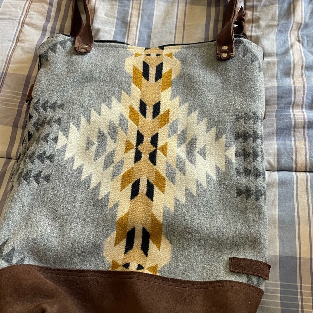 Pendleton Gray and Brown Patterned Tote Bag